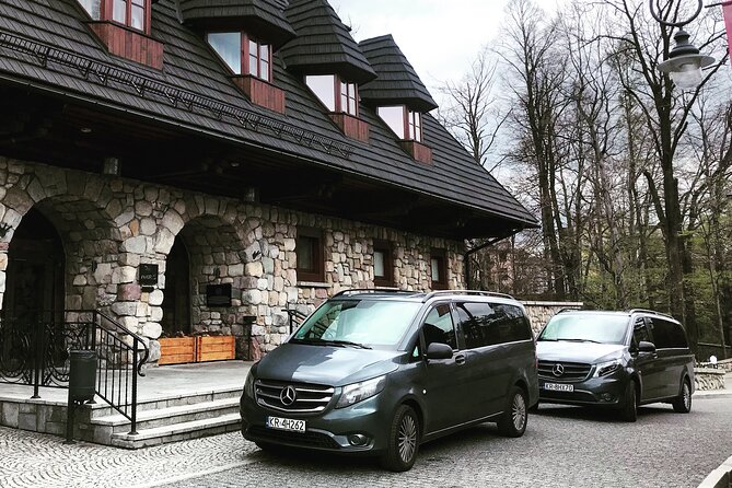 Private Krakow to or from Airport Transfer - Flight-Tracking Airport Pickups That Cut the Stress