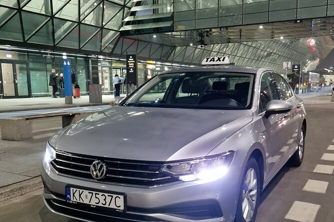 Private Taxi from or to the Krakow Airport - Meeting Your Driver in Krakow Airport Arrivals Hall (No Guessing)