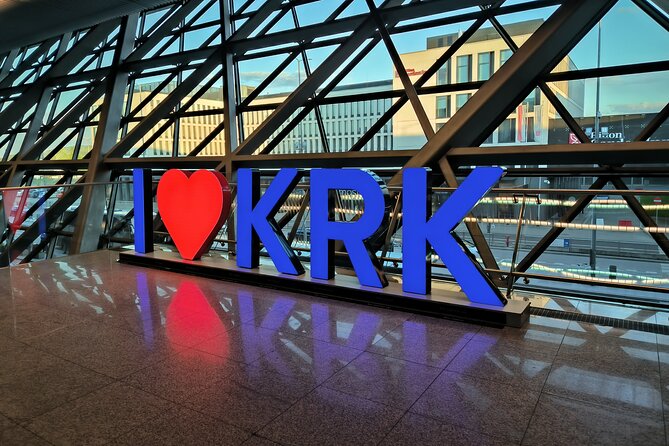 Private transfer from/to Krakow airport / City of Krakow - Timing and Distance: About 25 Minutes to the City Center