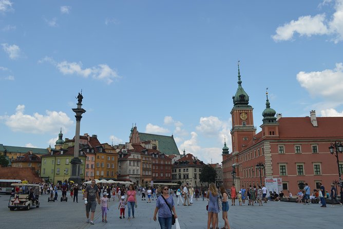 Private walking tour: all about Warsaw - Stop 3: Archcathedral Basilica of St John the Baptist, the key church moment