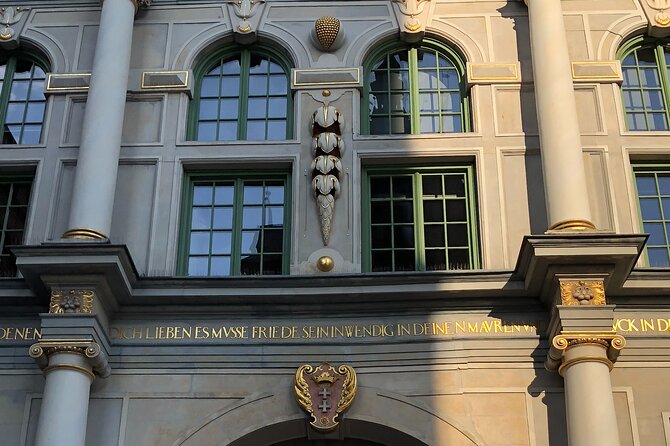 Private Walking Tour of Old Gdańsk with an architect-guide - Great Armoury (Wielka Zbrojownia): wealth you can see in stone