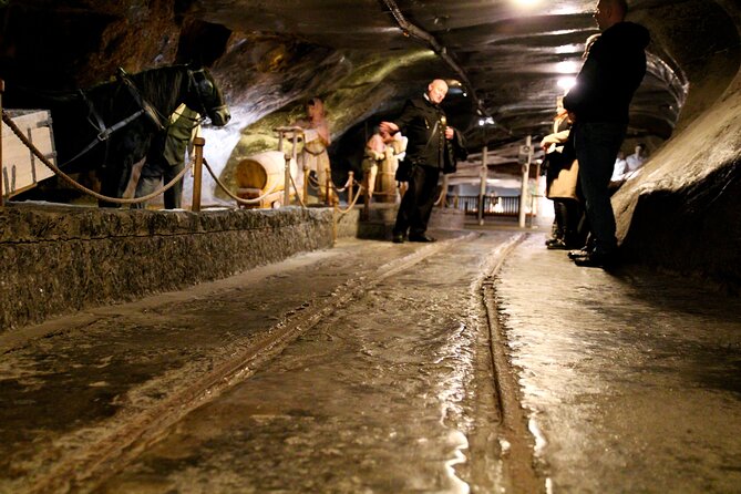 Salt Mine Wieliczka Guided Tour from Krakow - Coming Back Up: Lift, Elevator, and Recovery