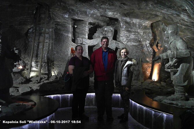 Salt Mine Wieliczka Round-Trip Private VIP Transport from Krakow - The Mercedes ride: small comforts, big stress relief