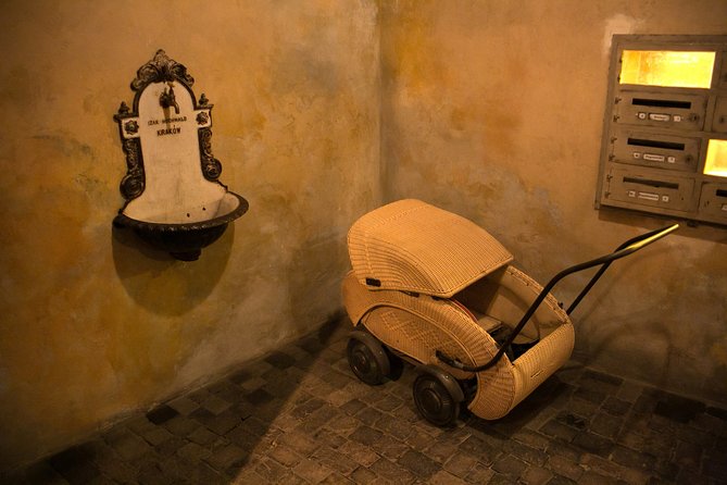 Schindler's Factory and Jewish Ghetto Walking Tour in Kraków - Ghetto Heroes Square and the Chair Memorial