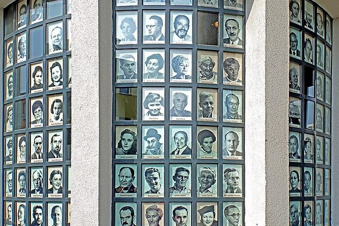 Schindler's Factory in Krakow: Guided Tour & Skip the Line Ticket - Guided vs self-guided: how to choose the right pacing