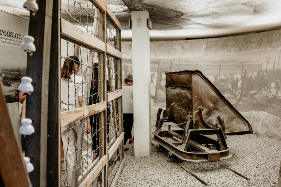 Schindler's Factory Museum in Krakow - Guided Tour - Oskar Schindler’s story, explained in context