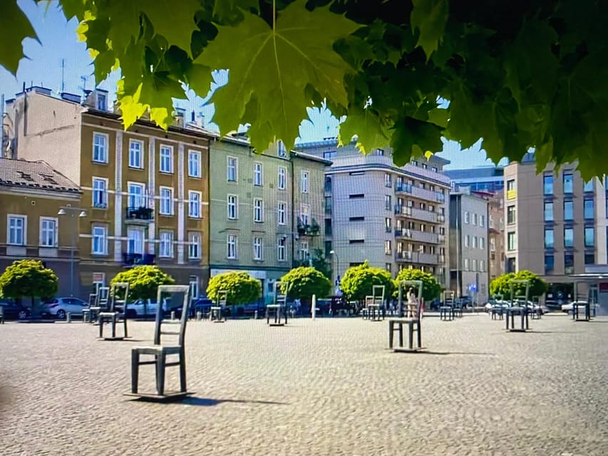 Schindler's List Movie Tour: Historic Sites & Film Location - Small details that make the experience easier