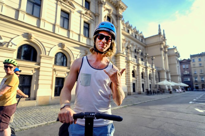 Segway Tour Warsaw: Old Town Tour - 1,5-Hour of Magic! - Old Town on wheels: Mermaid, Barbican, and the walls you can feel