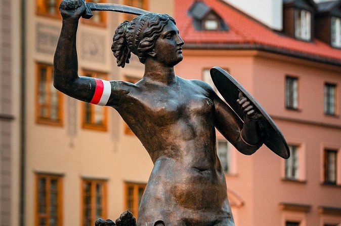 Self Guided Legends and Uprisings Walking Tour of Warsaw - Castle Square (Plac Zamkowy): the rebuilding city in one glance