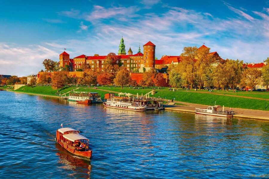 Skip-the-Line Wawel Castle Chambers Private Tour - Price and value: what $154 buys you at Wawel