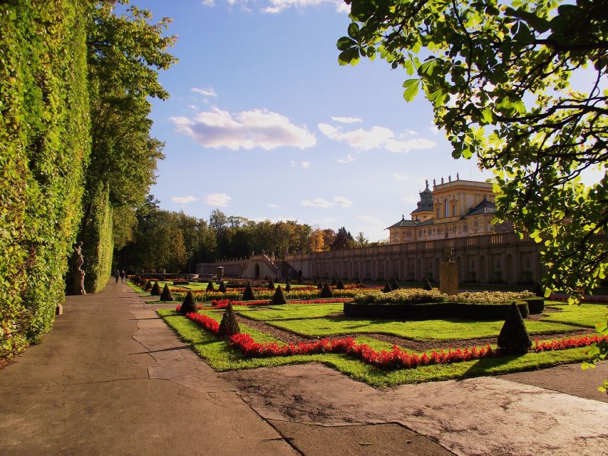Skip-the-Line Wilanow Palace and Gardens Private Tour Warsaw - Inside the palace: what you will see in a focused 2-hour walk