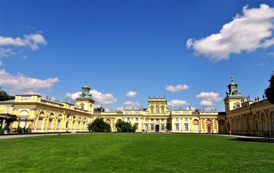 Skip-the-Line Wilanow Palace and Gardens Private Tour Warsaw - Your guide: why private really matters here