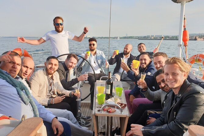 Sopot Yacht Cruise Around the Bay with Welcome Drink - The yacht setup: two decks, shelter, and onboard comfort