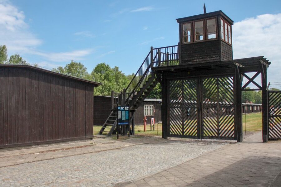 Stutthof Concentration Camp Private Tour with Transport - Language and Guide Quality, Including What I Picked Up From Past Tours