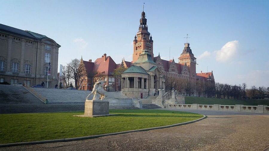 Szczecin: Medieval Old Town Private Walking Tour - Key things to know before you go