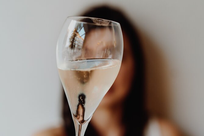 Tasting of Polish wines with an experienced somm - What the 90 minutes feels like, and how it flows