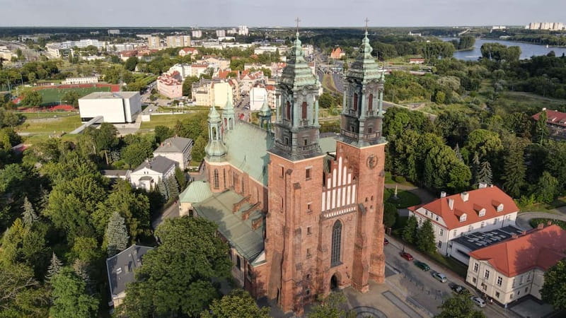 The Roots of Poznań (small group) - Cathedral Island First: Ostrów Tumski in 2 Hours