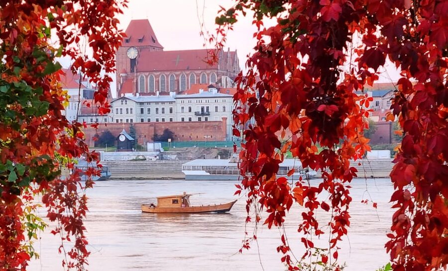 Toruń: Sightseeing Cruises on the Vistula River - Price and Value: Is $16 for 50 Minutes a Good Deal?