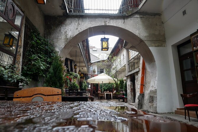 Tour via Kazimierz Quarter by Golf Cart with Schindler's Museum in Krakow - What this Krakow combo does better than doing it all alone