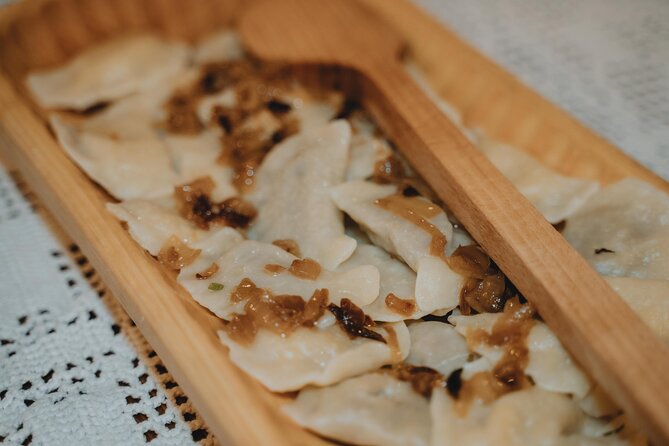 Traditional Polish Food Tour in Krakow Old Town - Guides in English: the difference between facts and flow