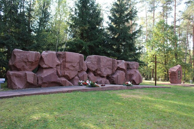 Treblinka Concentration Camp, Heartbreaking Tour from Warsaw - Food and comfort details for a somber half-day