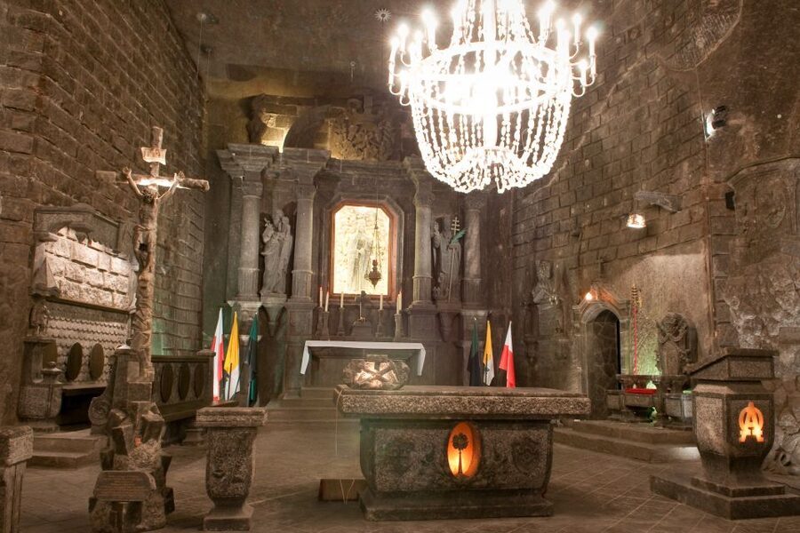 Unesco List; Wieliczka Salt Mine Half-Day Tour from Kraków - Guide languages and what that means for your experience