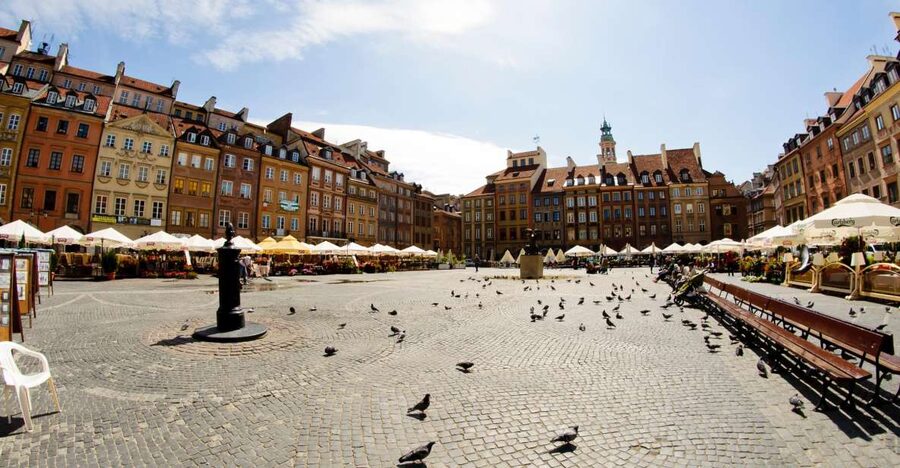 Warsaw: 2-Hour Guided Old Town Walking Tour - St. Mary’s Basilica: admiring architecture with historical context