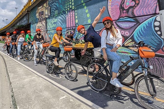 Warsaw Bike Tour: Old Town Guided Tour - 90 Minutes of Magic! - Key things that make this ride worth your time