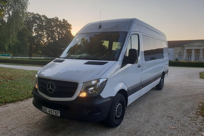 Warsaw Chopin Airport private transfer 5 to 8 passengers - Warsaw Chopin Airport transfer that gets you moving fast