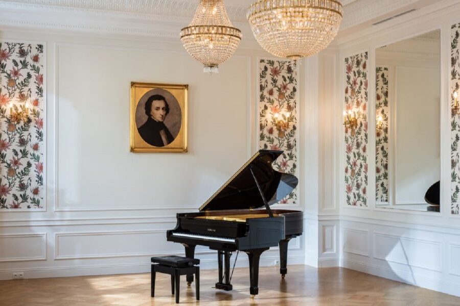 Warsaw: Chopin Concert Ticket With Glass of Champagne - Part One Recital: Revolutionary Etude Energy to Heroic Polonaise