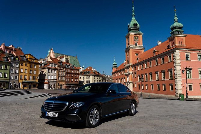 Warsaw City Tour - Modernity and history by private car - Praga district: the right bank view that adds contrast