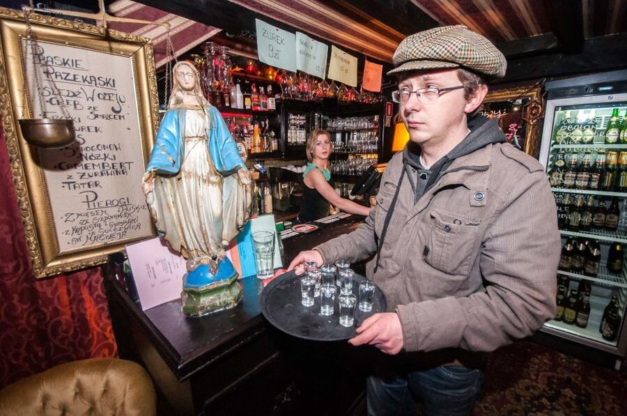 Warsaw: Evening History and Pubs Tour by Retro Minibus - Key highlights you should know