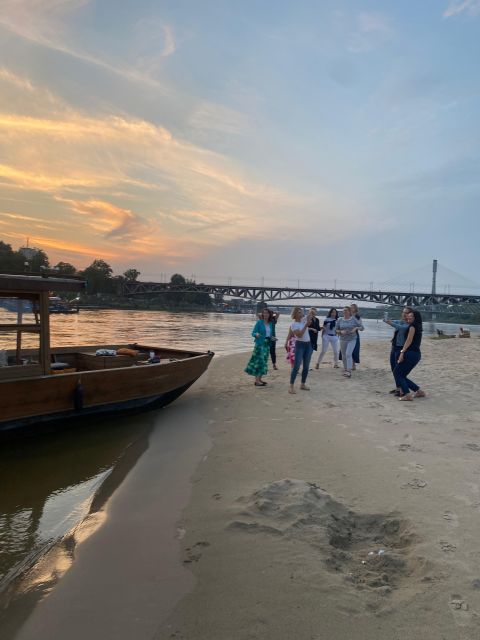 Warsaw: Evening Vistula Cruise with Welcome Drink - Price and the 55-minute reality check