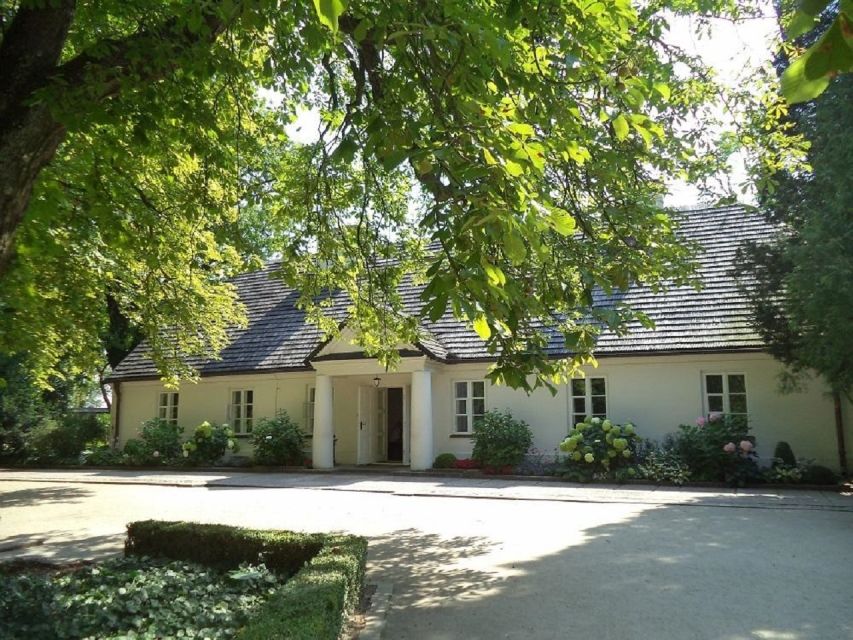 Warsaw: Half-Day Private Chopin Tour to Zelazowa Wola - Saxon Garden and the Royal Route flow you can feel in the streets