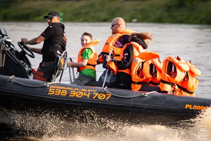 Warsaw: High-Speed Vistula River RIB Boat Adventure - High-Speed Vistula Views, in a Tight 20 Minutes