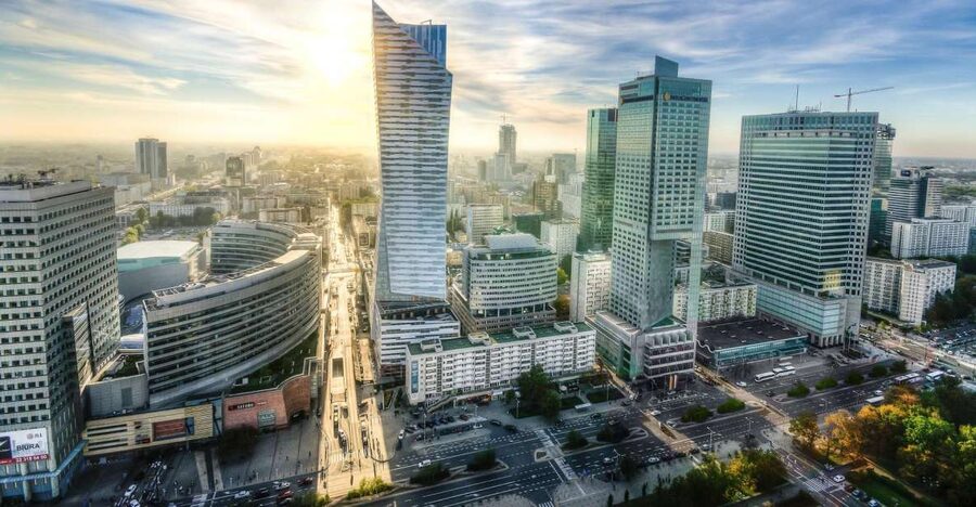 Warsaw: Highlights of Old & New Town Private Guided Tour - Castle Square and the path to the Royal Castle