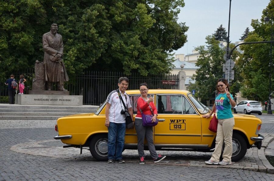 Warsaw: Historic Private Tour in Retro Fiat - Key takeaways before you book