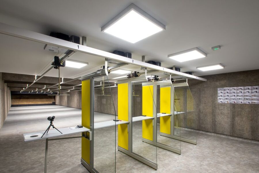 Warsaw: Indoor Shooting Range Experience - Strzelnica U27, right where you should meet