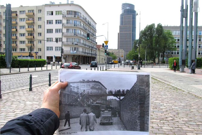 Warsaw Jewish Ghetto: private tour by retro car with hotel pickup - Key highlights worth your time