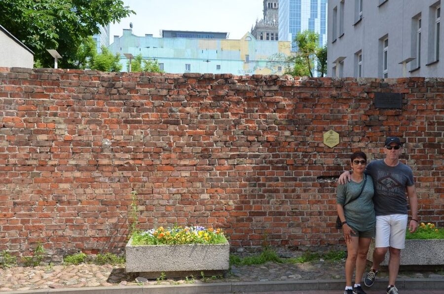 Warsaw Jewish Heritage Private Tour in Retro Fiat - Price and value: what $105 per person gets you (and what to budget extra)