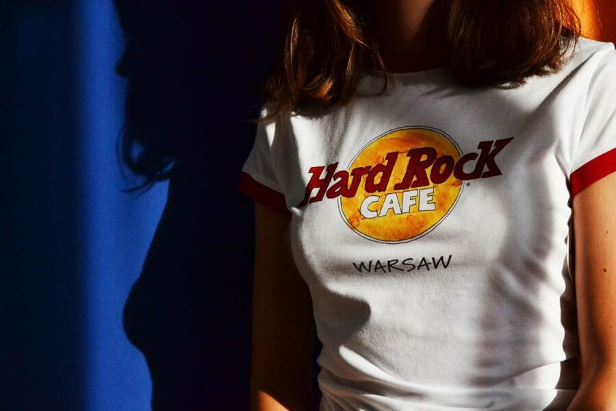 Warsaw: Lunch or dinner at Hard Rock Cafe with Skip-the-Line - Group ordering rule, and why it affects everyone