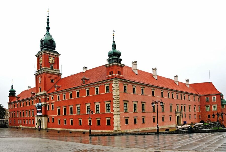 Warsaw: Old and New Town Private Walking Tour - Krasinski Palace, Supreme Court, and the Warsaw Uprising monument
