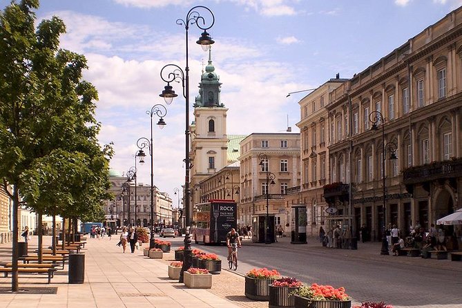 Warsaw Old Town with Royal Castle + Wilanów Palace: PRIVATE TOUR /inc. Pick-up/ - How the audio-guides shape what you get (and who this fits)
