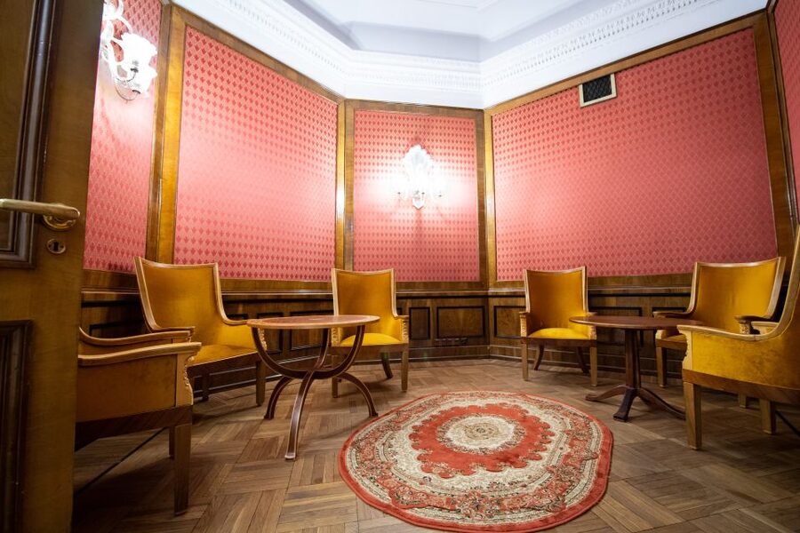 Warsaw: Palace of Culture and Science Tour with Terrace - Who This Tour Suits Best, and Who Should Skip It