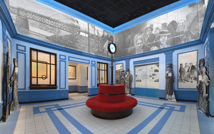 Warsaw: POLIN Museum of the History of Polish Jews Ticket - The Audio Guide Technology: Freedom With Structure