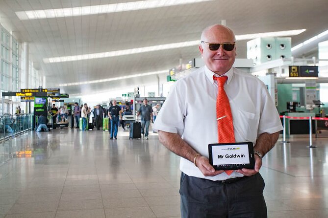 Warsaw Private Transfer from Warsaw Chopin Airport (WAW) to City centre - Who This Transfer Fits Best in Warsaw