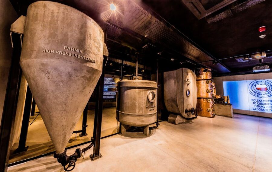 Warsaw: Private Vodka Tasting Night with Snacks and Pickup - Entering the Polish Vodka Museum: More Than a Tasting Room