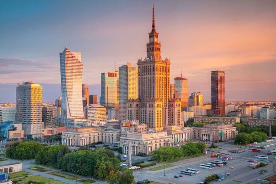 Warsaw : Private Walking Tour With A Guide ( Private Tour ) - Who this tour suits best in Warsaw