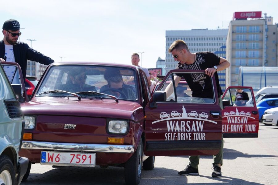 Warsaw's Must-Sees Self-Driving Tour - The pub, bar, and café side of Warsaw, guided to local-only spots