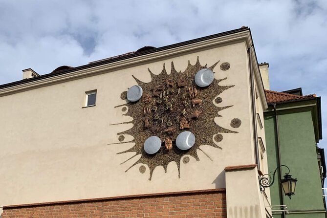 Warsaw's Old Town A Self-Guided Audio Tour - Rynek Starego Miasta and the Old Town center of gravity